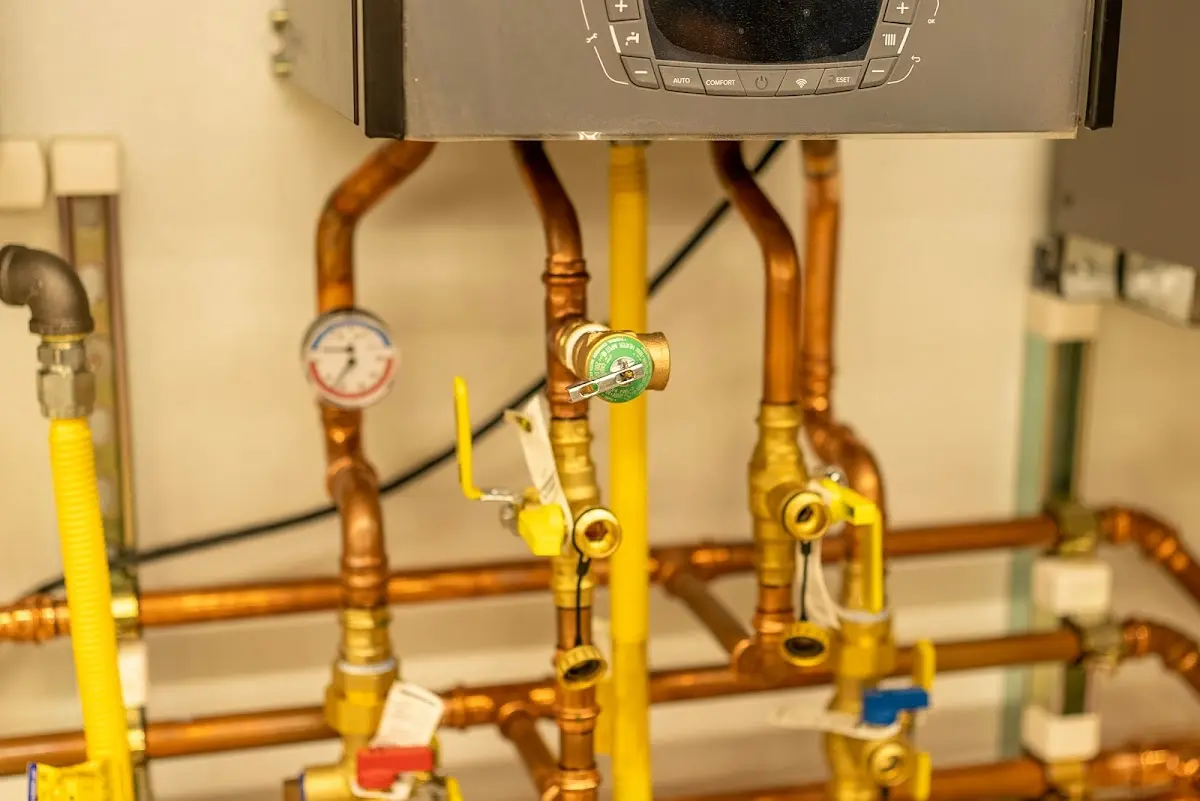 Licensed technician providing Slab Leak Repair for a homeowner in Gluckstadt